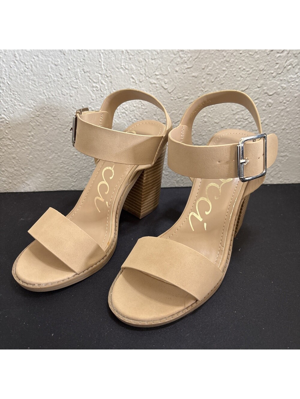 Ccocci Women's Size 8.5 Nude Tan Ankle Strap Chunky FauxWood